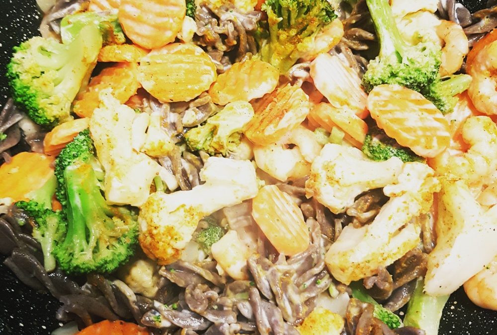 Makaron gryczany z krewtkami